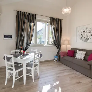 Roommo Santa Maria Novella Appartement